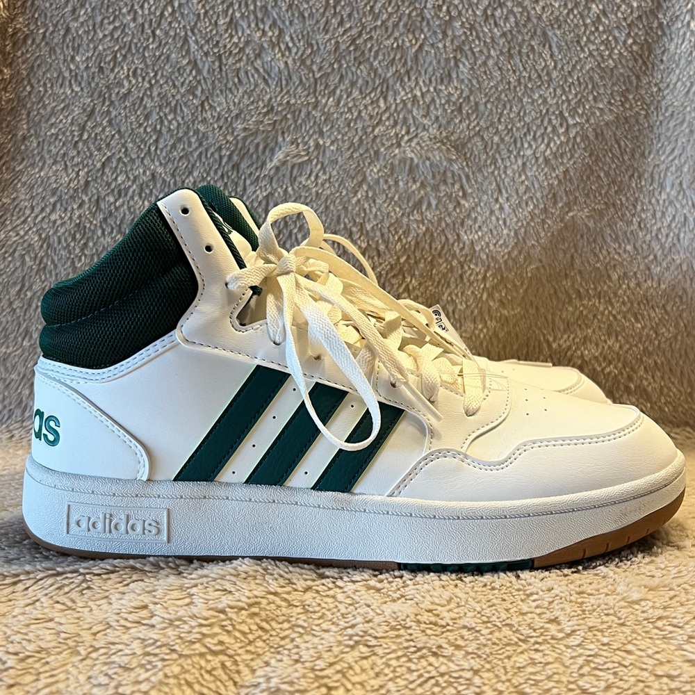ADIDAS Hoops 3.0 Mid Classic Vintage Look Sneakers